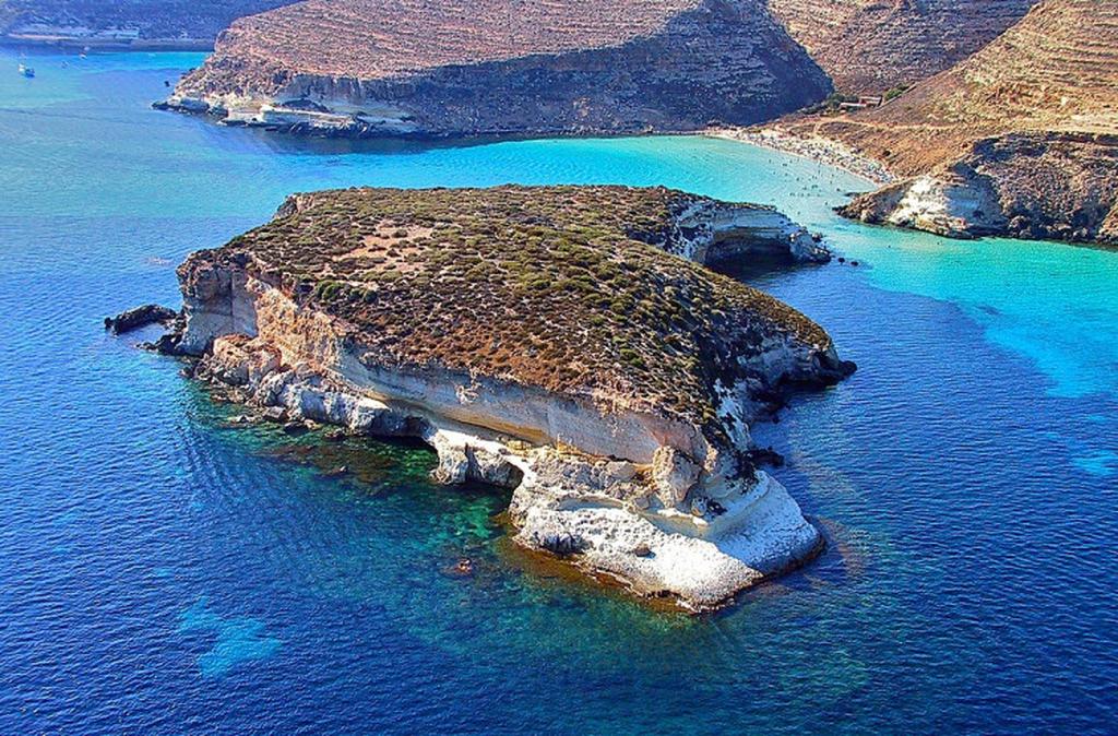 Кроличий остров (Isola dei Conigli)