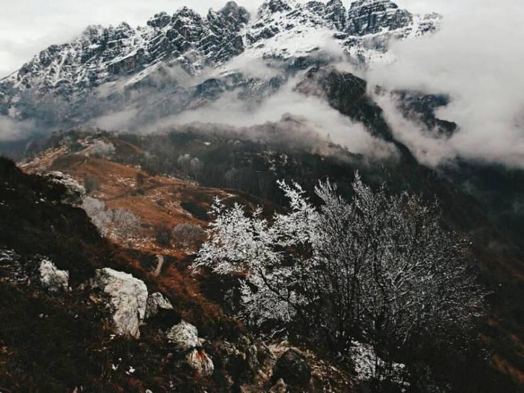 Предгорья Альп в Лекко