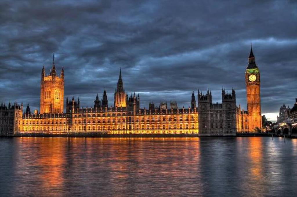 Парламент