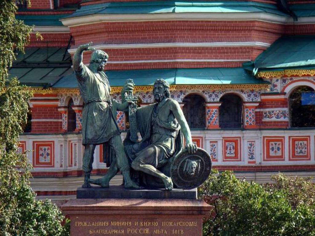 Памятник Минину и Пожарскому