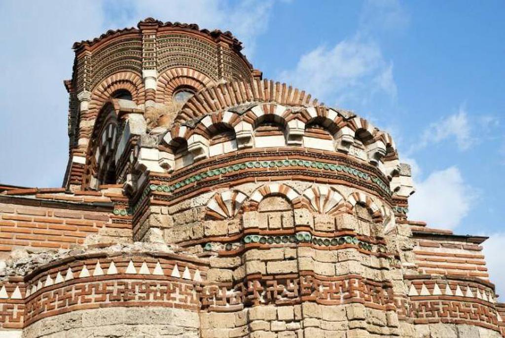 Старинная архитектура Несебыра