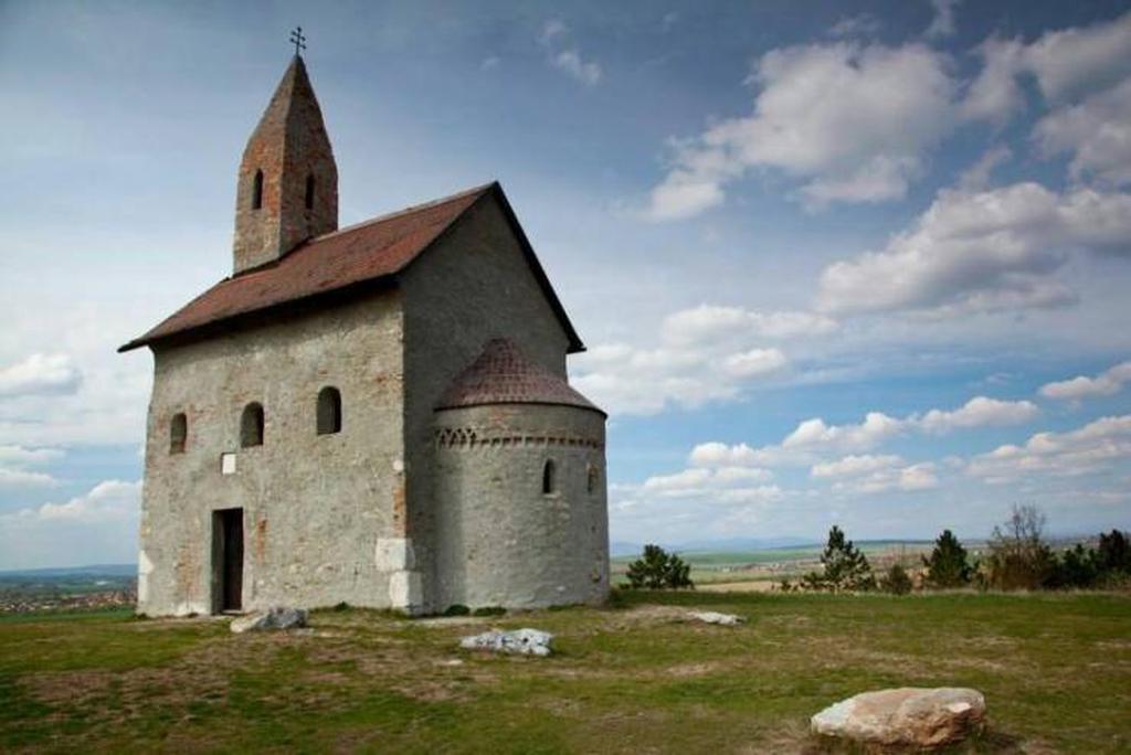 Церковь архангела Михаила