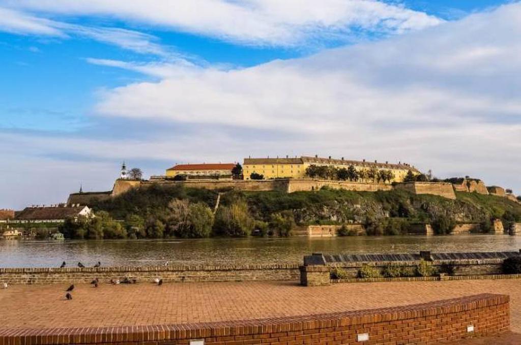 Петроварадинская крепость