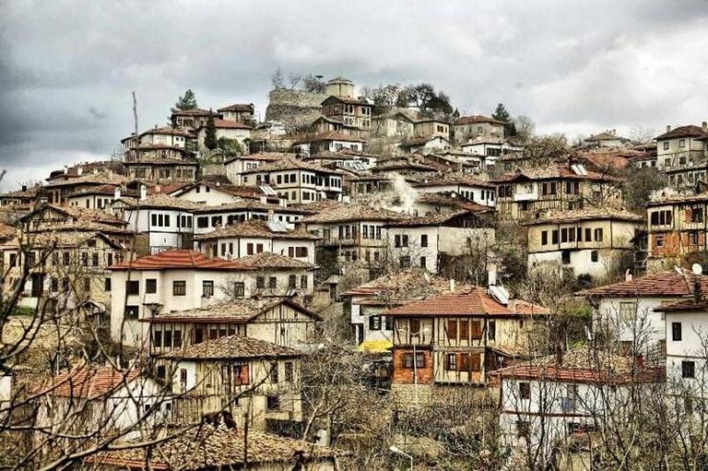 Старый Сафранболу