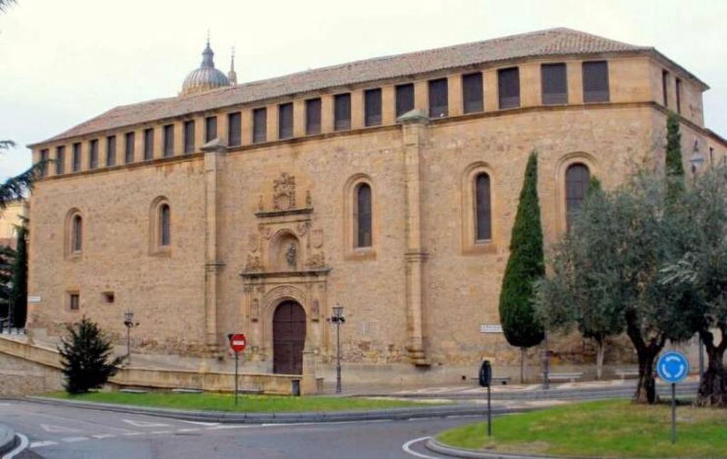 Las Dueñas