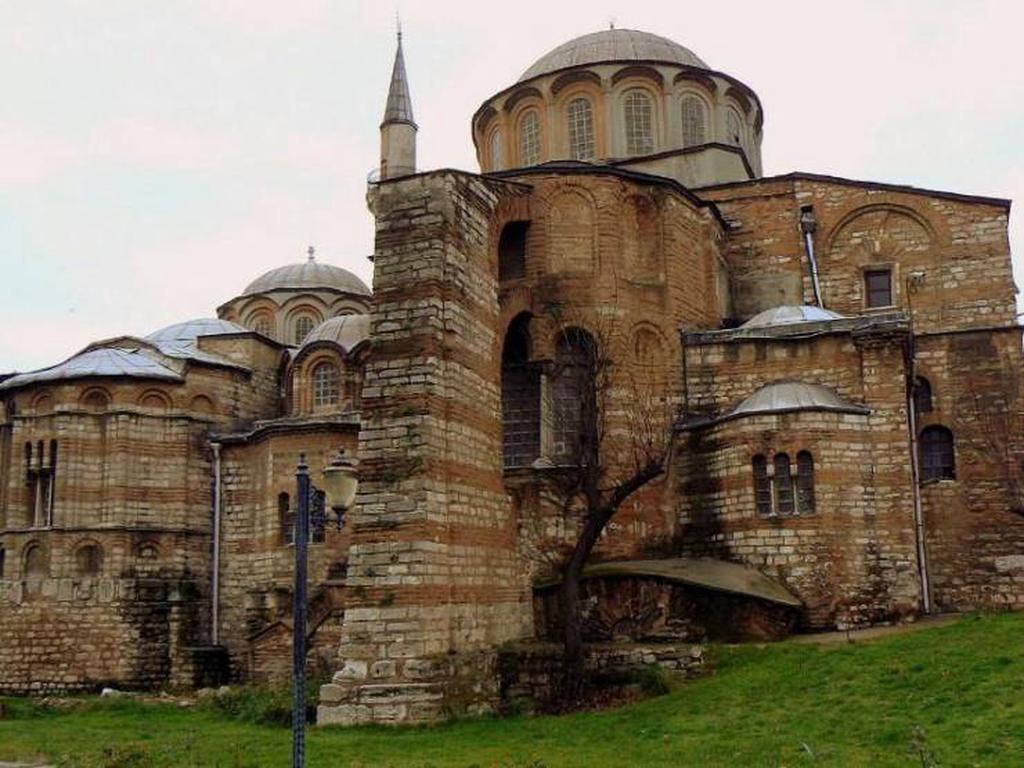 Церковь Христа Спасителя в Полях (Монастырь Хора)