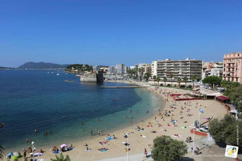 Пляж дю Мурильон (Plages du Mourillon)