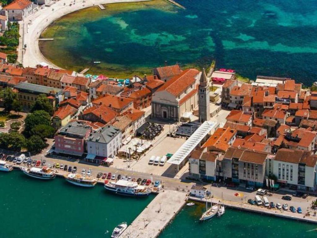 Панорама Умага