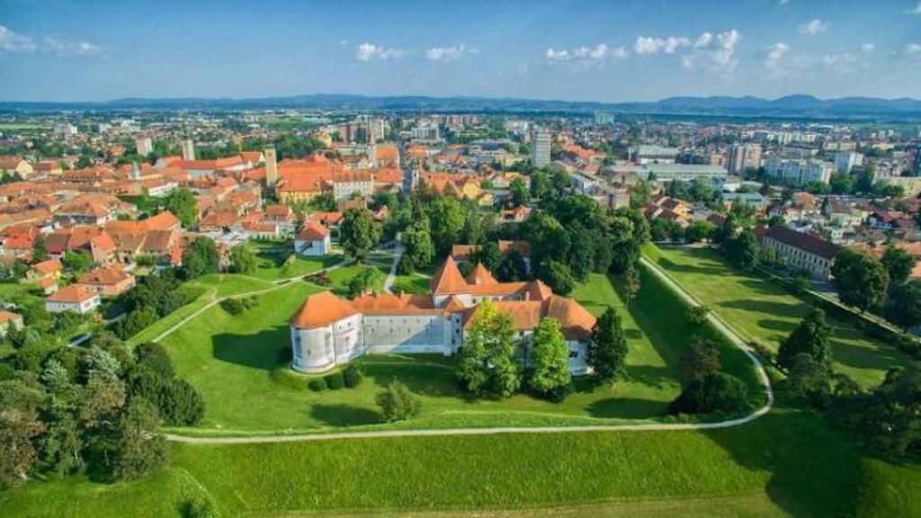 Панорама старого города