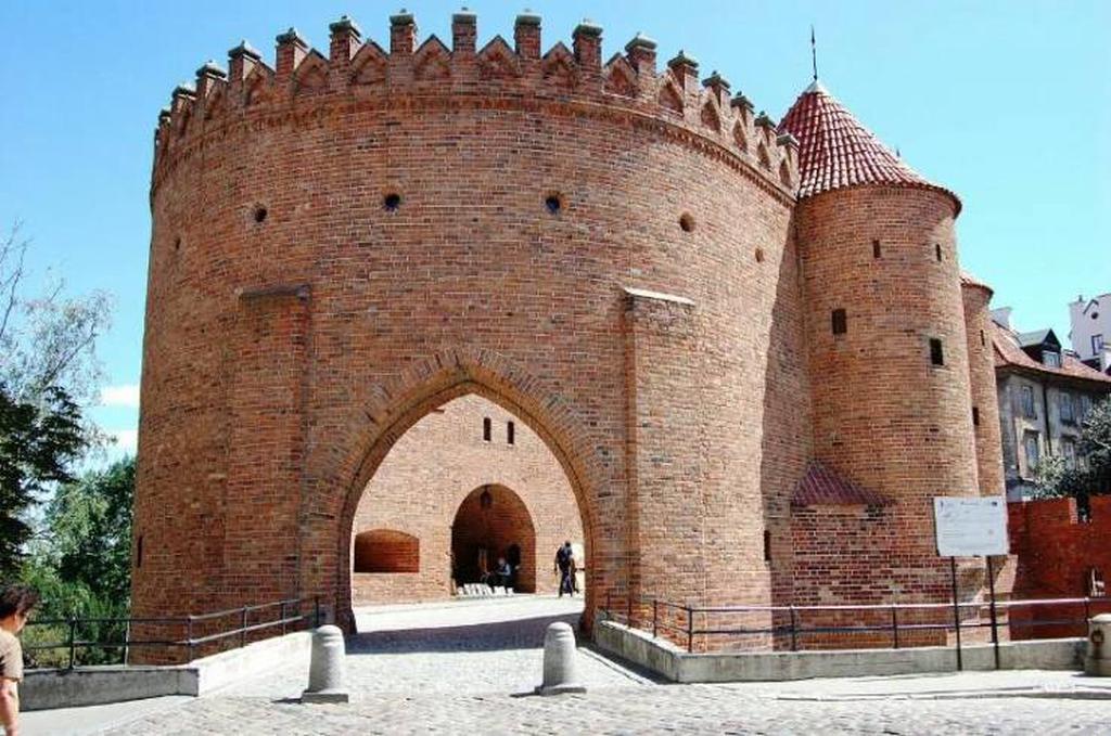 Барбакан