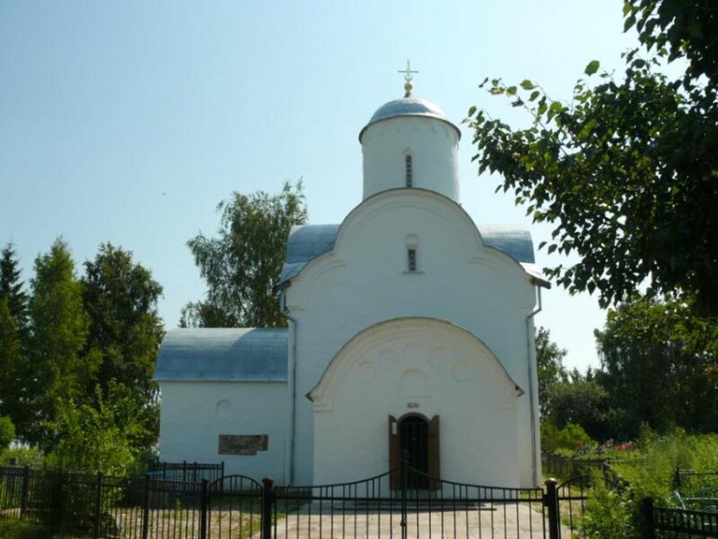 Церковь Успения Богородицы на Волотовом поле