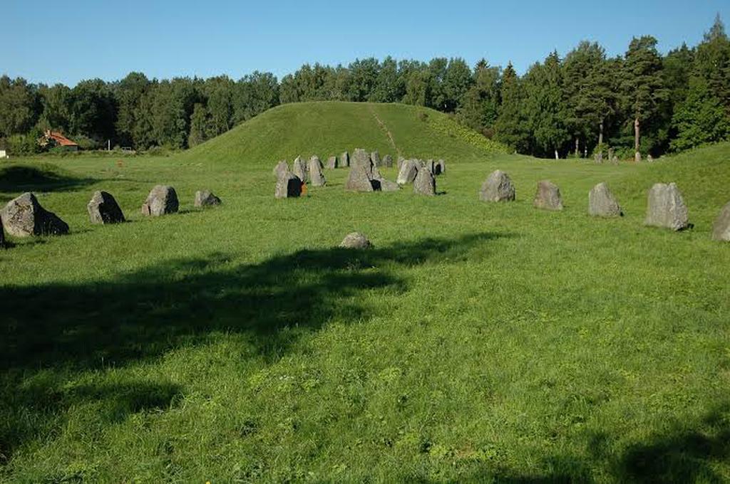 Анундсхёг (Anundshög)