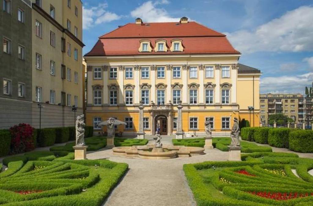 Королевский дворец