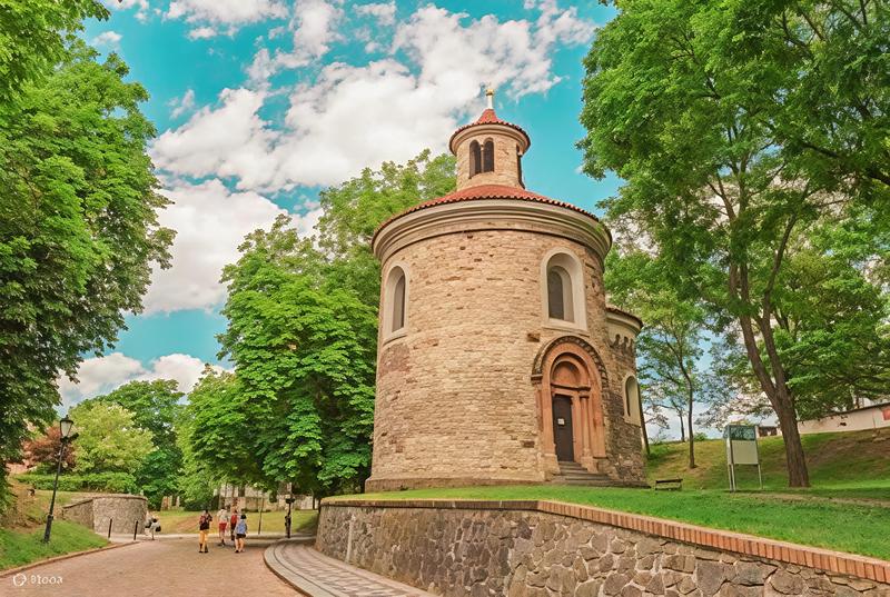 Вышеград. Ротонда святого Мартина