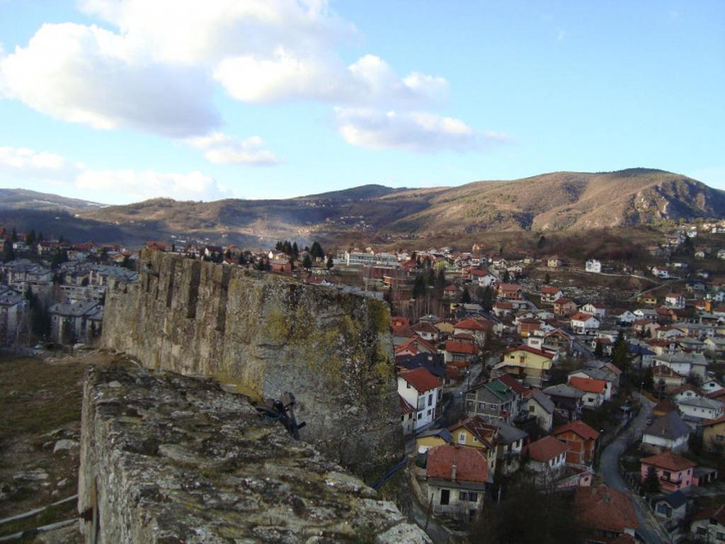 Панорама Яйце