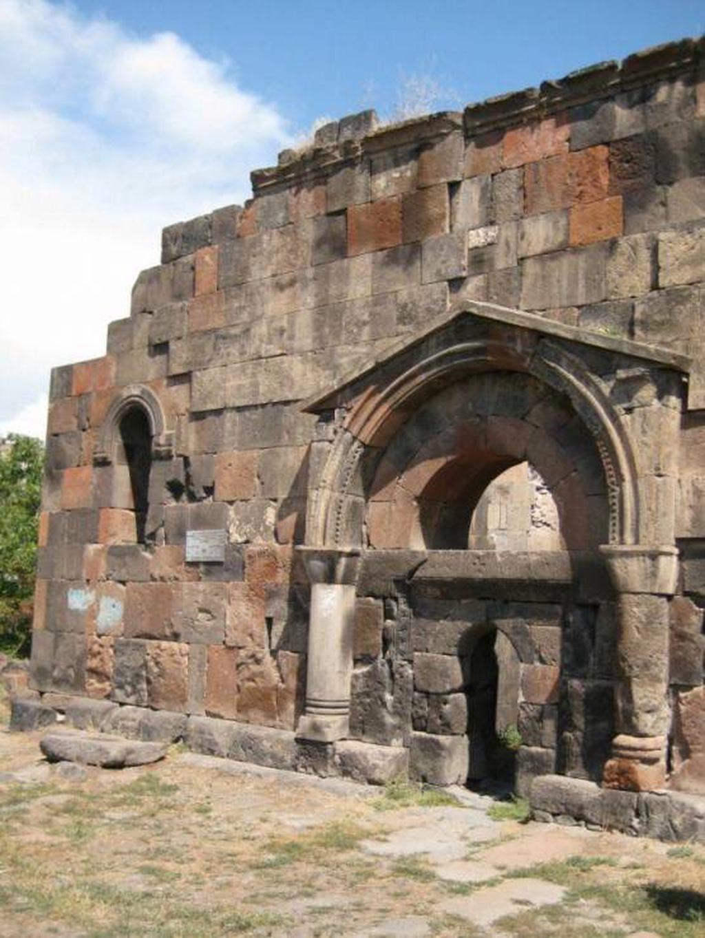 Катогике в Аване