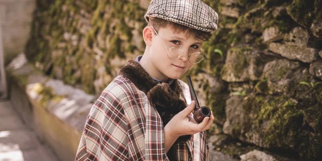 Экскурсия: Костюмированная фотопрогулка «Приключения Шерлока Холмса и доктора Ватсона»