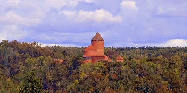 Экскурсия: Божественная Сигулда в тени креста и меча