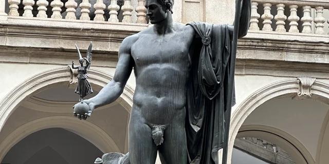 Экскурсия: Миланская пинакотека и выставка коллекции Армани