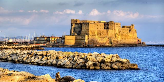 Экскурсия: Замки Неаполя: от замка Яйца до замка Святого Эльма