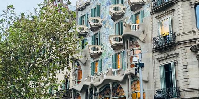 Экскурсия: Не только Гауди: каталонский модернизм в Эшампле Барселоны