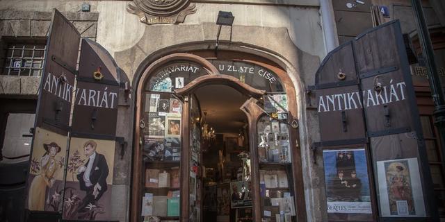 Экскурсия: Тайная жизнь левобережной Праги