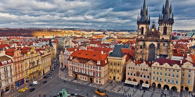 Экскурсия: Большая обзорная экскурсия «Вся Прага одним днем»
