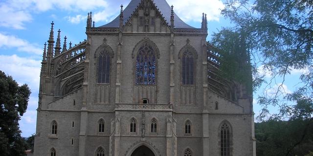 Экскурсия: Кутна гора, замок Штернберг и знаменитая Костнице