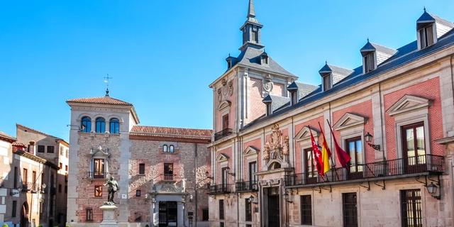 Экскурсия: Секреты Мадрида для детей 6–14 лет