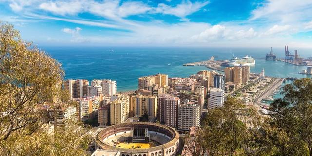 Экскурсия: Обзорная экскурсия по Малаге c дегустацией вина