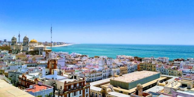 Экскурсия: Прогулка по Кадису — старейшему городу юга Европы