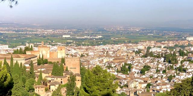 Экскурсия: Холмы Гранады: пройти, увидеть, полюбить