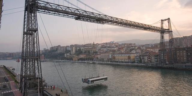 Экскурсия: Бискайский мост и два мира по берегам реки