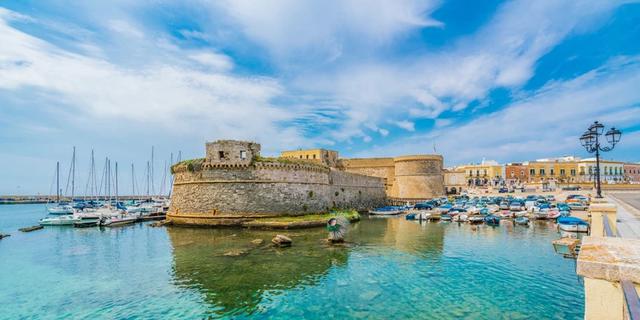 Экскурсия: Прогулка по Галлиполи и винная дегустация