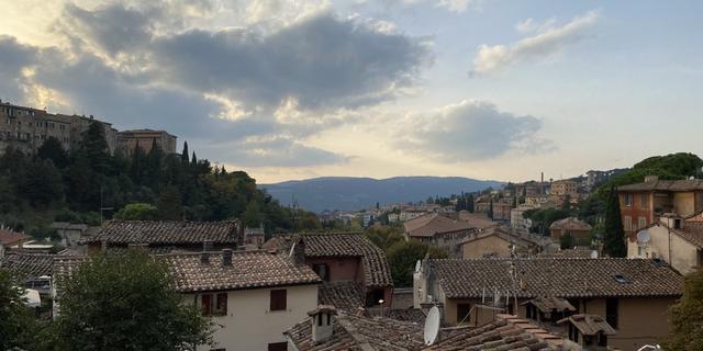 Экскурсия: Перуджа сквозь века: бесконечные лестницы, фрески и панорамы