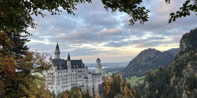 Экскурсия: В Нойшванштайн из Инсбрука: пересечь Альпы и оказаться в сказке