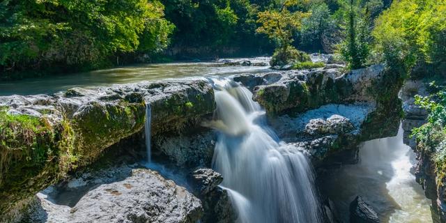 Экскурсия: Из Кутаиси — в каньоны и пещеры западной Грузии
