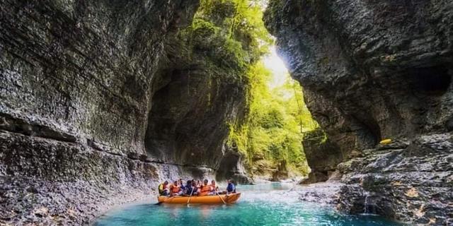 Экскурсия: Каньоны и водопады — тайные сокровища западной Грузии