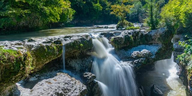 Экскурсия: Из Кутаиси — в каньоны и пещеры западной Грузии