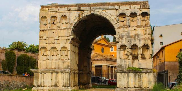 Экскурсия: Рим античный, средневековый, современный