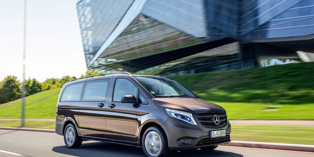 Экскурсия: Трансфер из аэропорта Стамбула в любую точку города или обратно