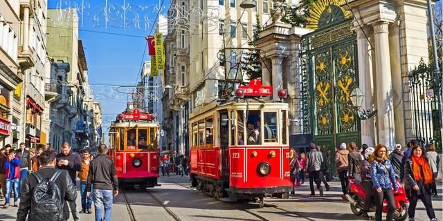 Экскурсия: Стамбул: Босфор, Галатская башня, Таксим и Истикляль