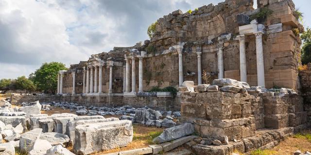Экскурсия: Древний Сиде и водопад Манавгат