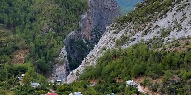 Экскурсия: Аутентичная деревня и природные красоты реки Дим