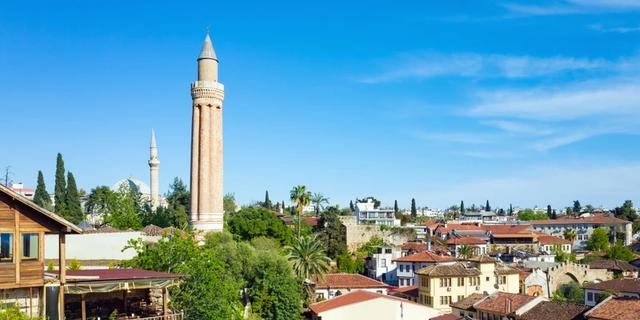 Экскурсия: Старый город Антальи и водопад Дюден: путешествие из Кемера