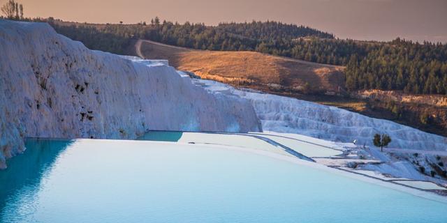 Экскурсия: Из Кемера — в Памуккале и античный Иераполис