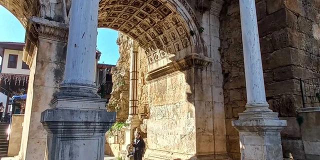 Экскурсия: Старый город в Анталье и водопад Дюден (из Кемера)