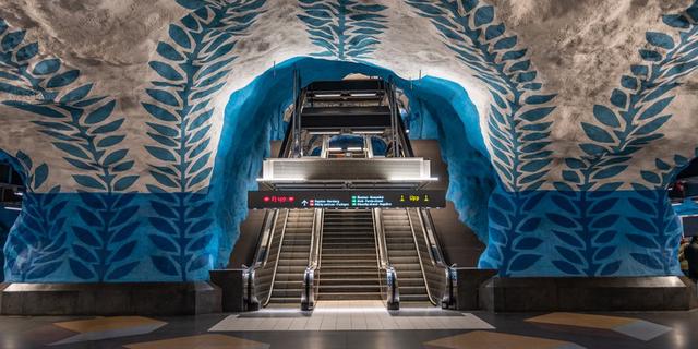 Экскурсия: Стокгольмское метро – волшебная подземная пещера!