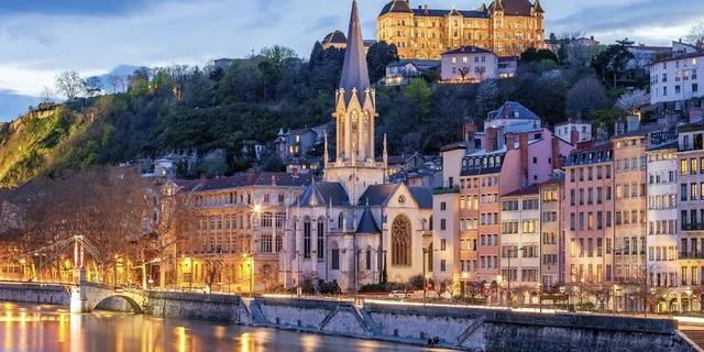 Экскурсия: Огни вечернего Лиона