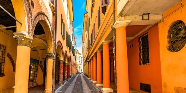 Экскурсия: Бонджорно, Болонья!